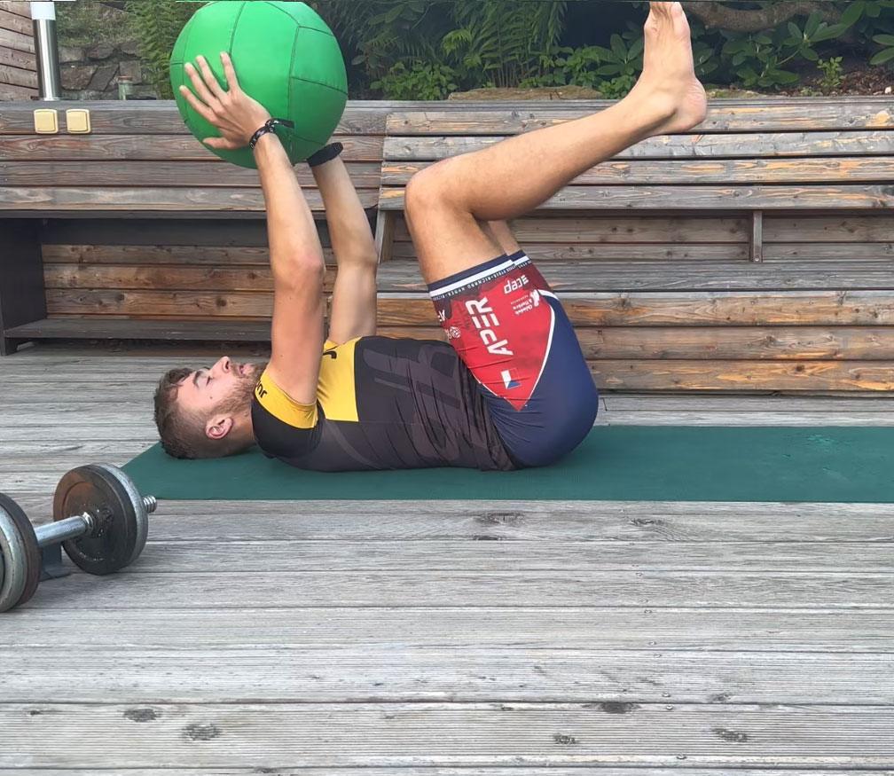 Dead Bug Ball Hold