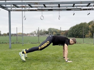Plank Jumps